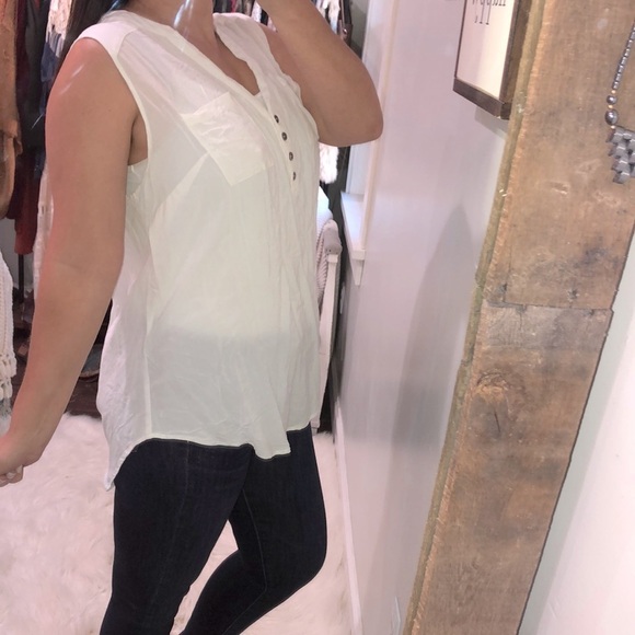 torrid Tops - Torrid size 1X slightly sheer white tunic top